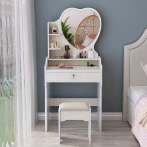 Dressing table