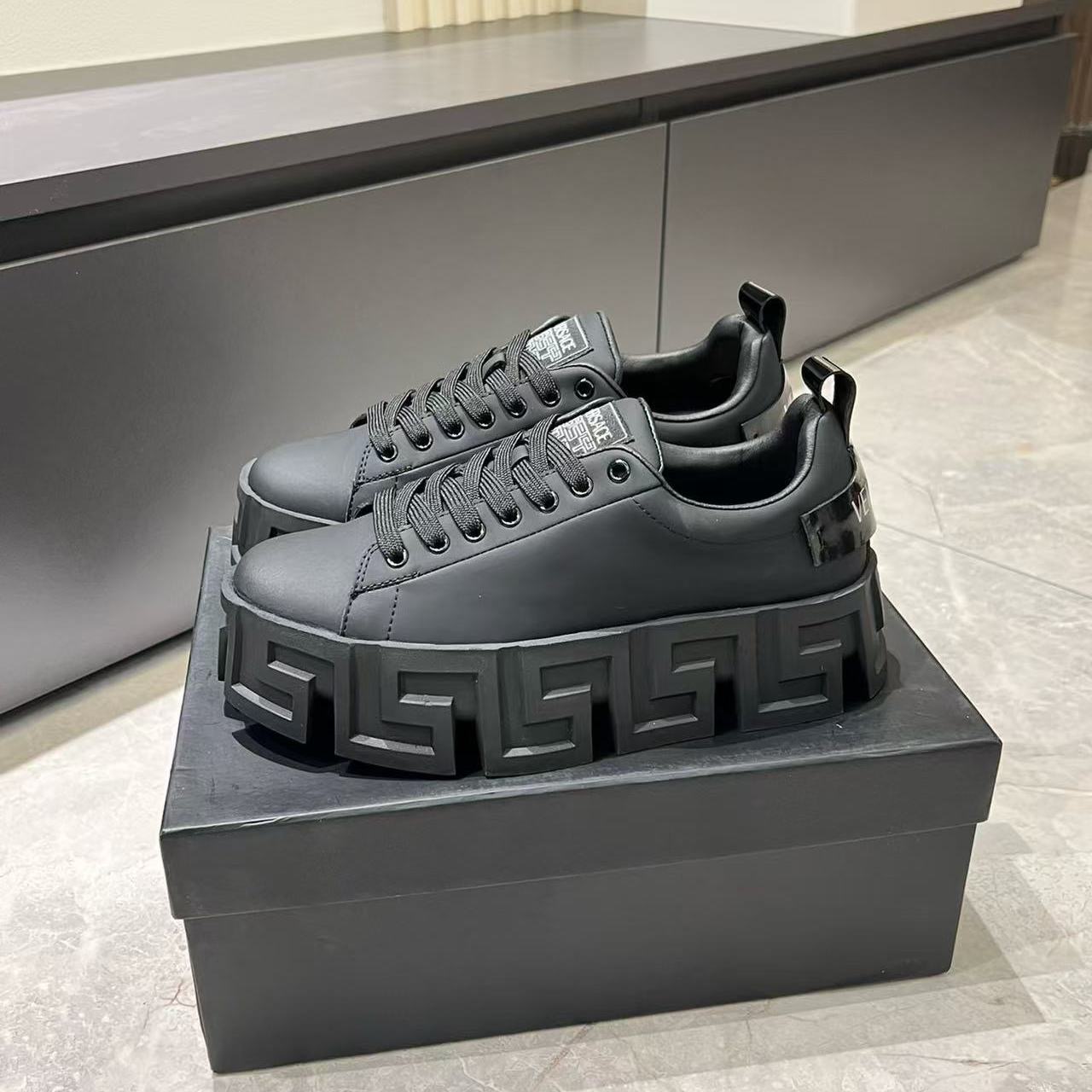 mens shoes - Image 6