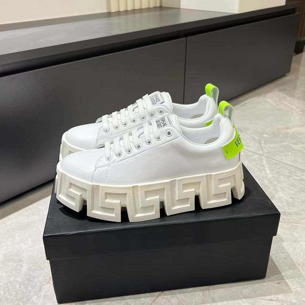 mens shoes - Image 4