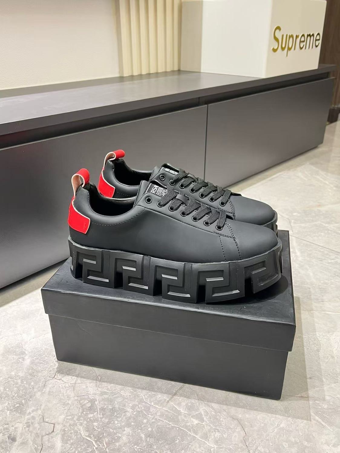 MENS SHOES