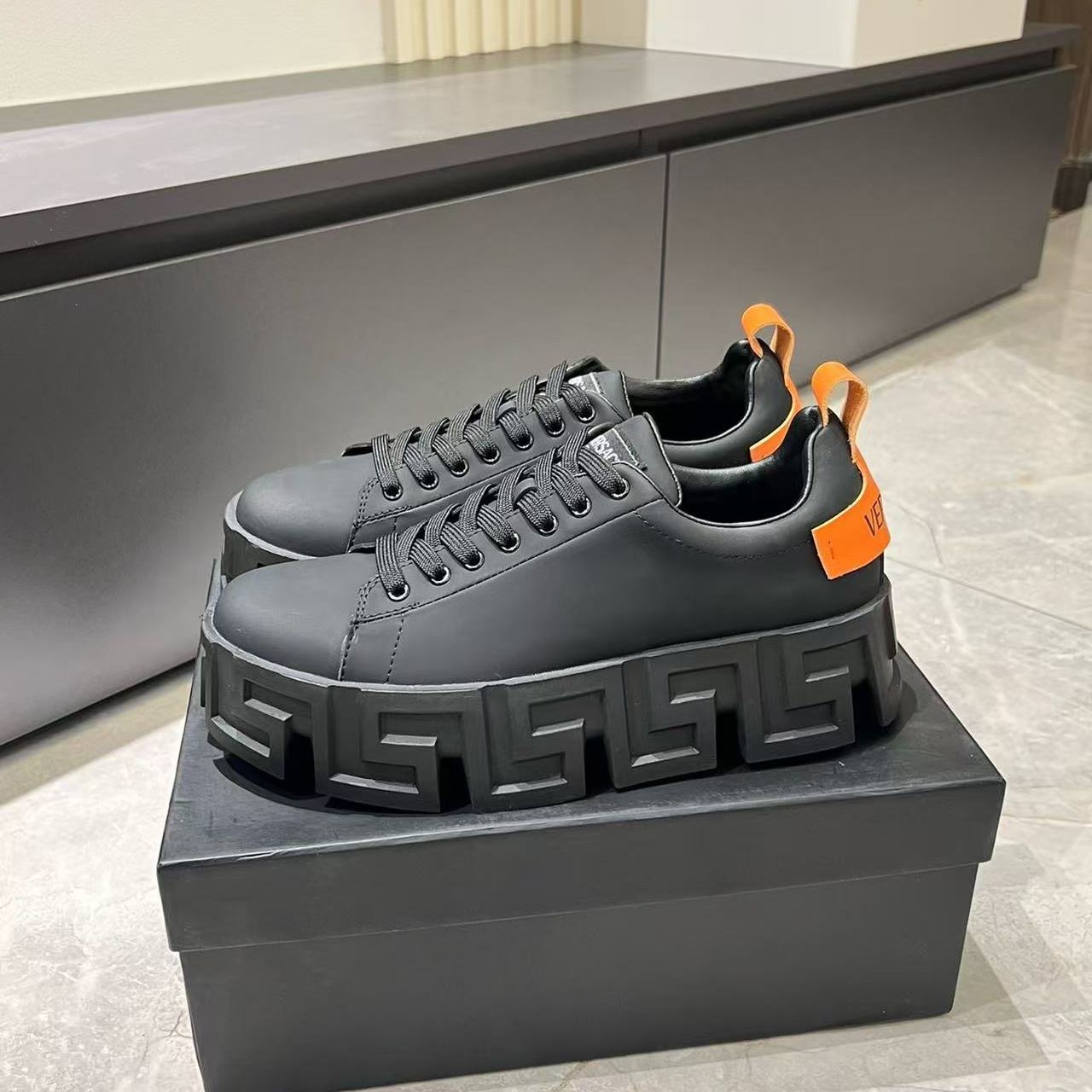 MENS SHOES - Image 3