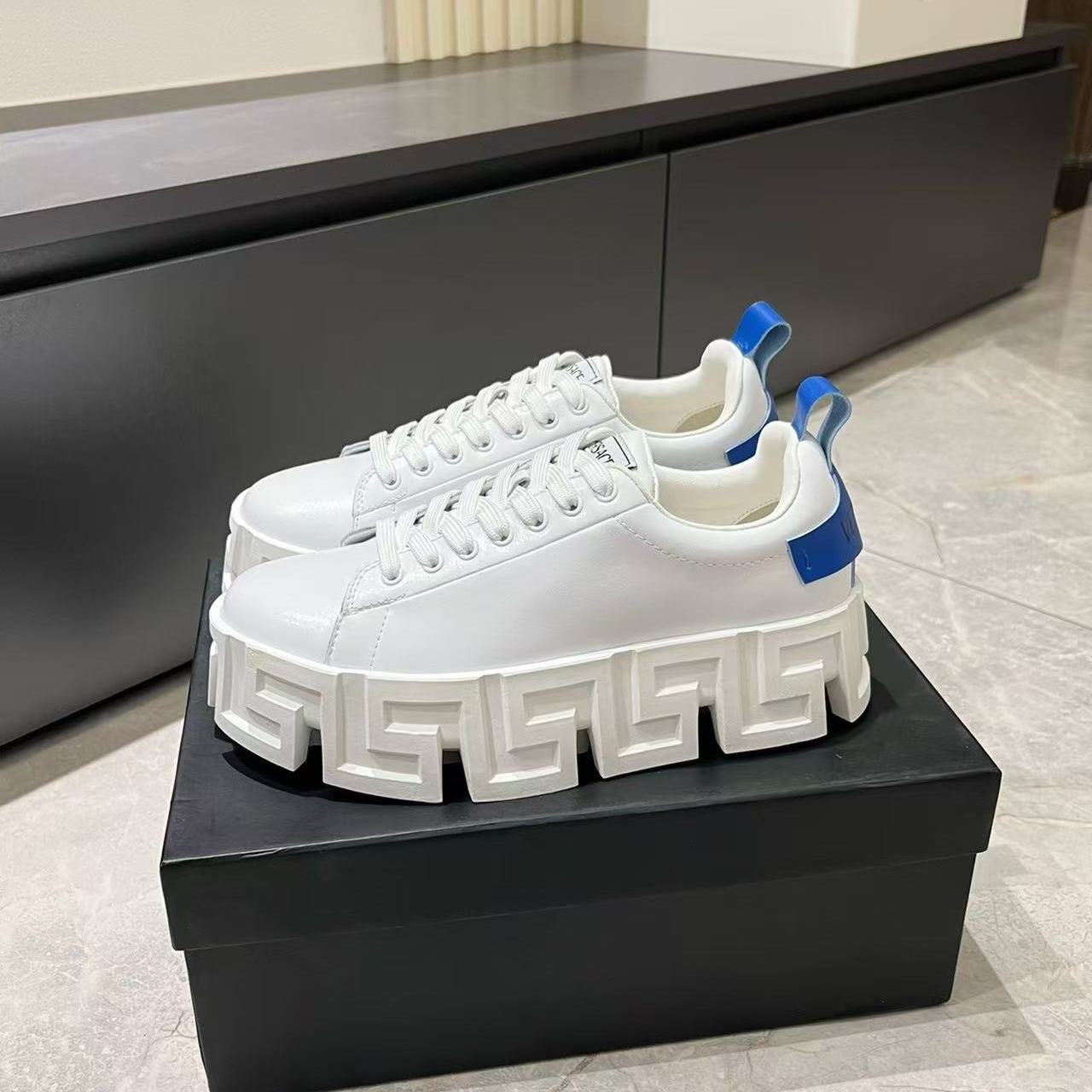MENS SHOES - Image 2